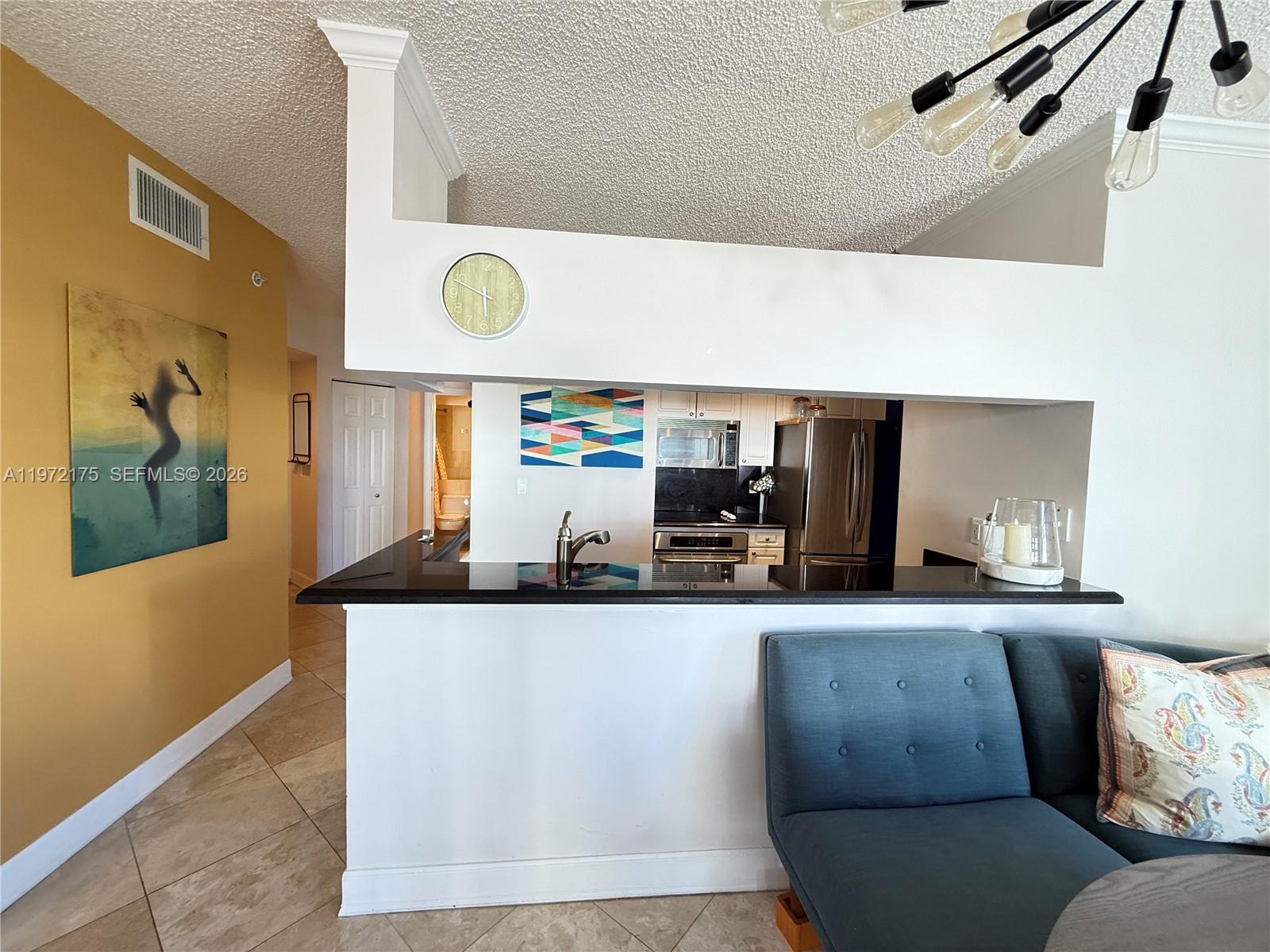 17145 North Bay Road, Unit 4613 Sunny Isles Beach, FL 33160 - Photo 8 of 32