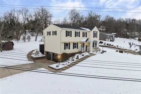 $500,000 | 4935 Field Acres Drive, Gibsonia, PA 15044