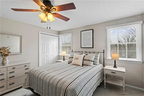 $500,000 | 4935 Field Acres Drive, Gibsonia, PA 15044