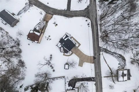 $500,000 | 4935 Field Acres Drive, Gibsonia, PA 15044