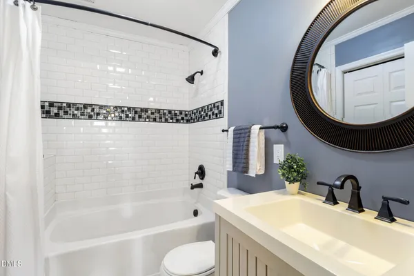 a view of an empty room with window