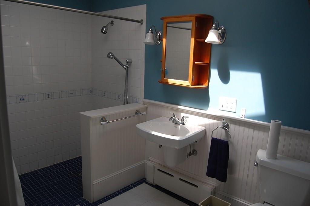 688 Smith Neck Road Dartmouth, MA 02748 - Photo 21 of 38