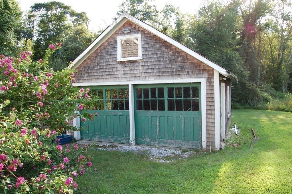 688 Smith Neck Road Dartmouth, MA 02748 - Photo 22 of 38