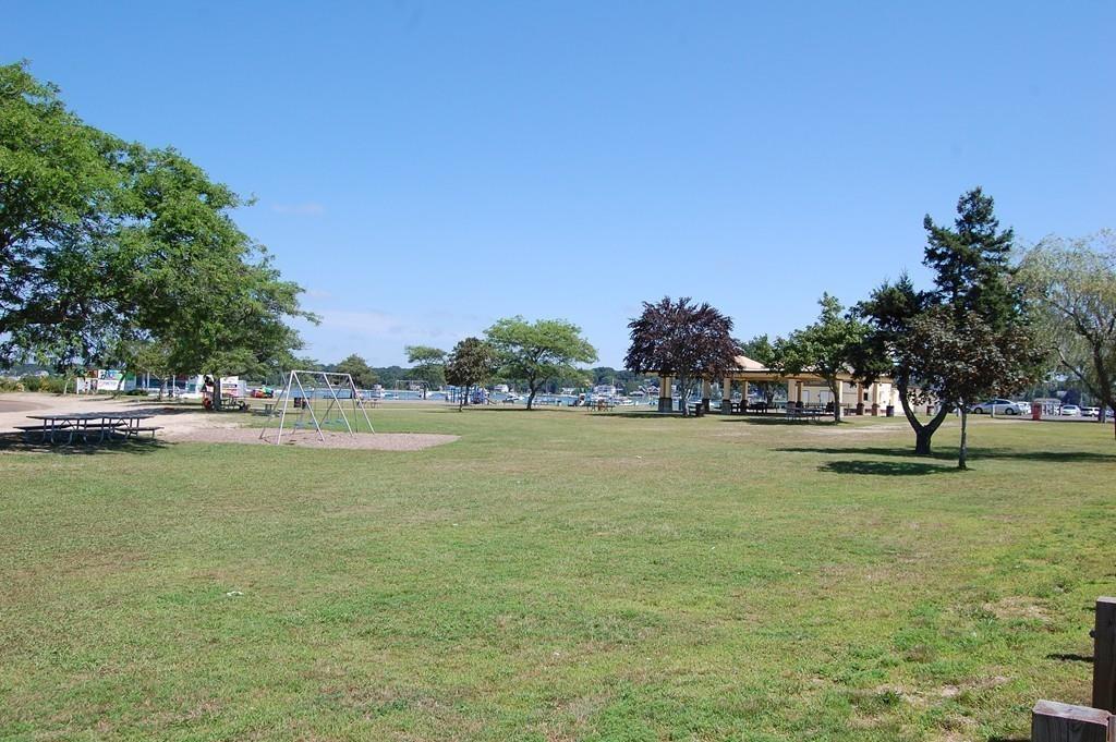 688 Smith Neck Road Dartmouth, MA 02748 - Photo 29 of 38