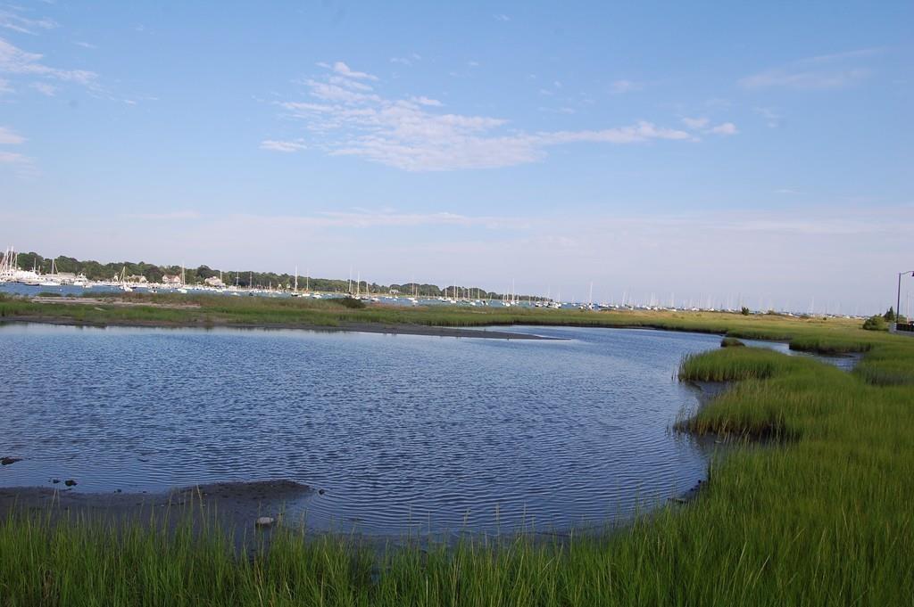 688 Smith Neck Road Dartmouth, MA 02748 - Photo 34 of 38