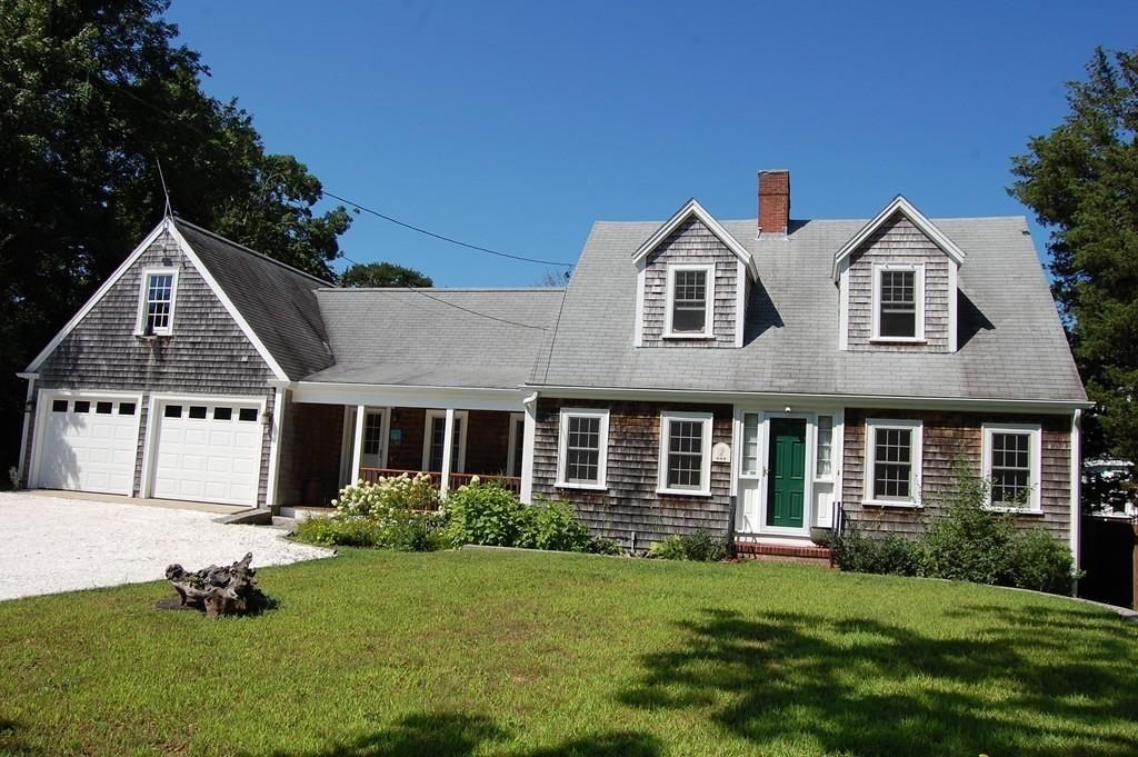 688 Smith Neck Road Dartmouth, MA 02748 - Photo 4 of 38