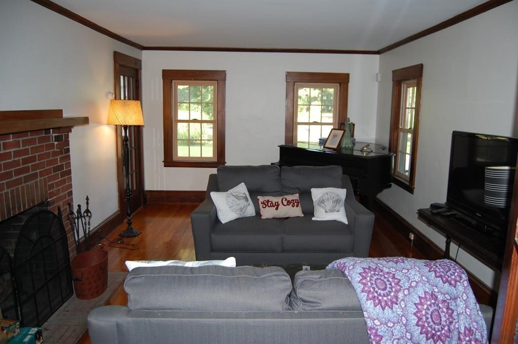 688 Smith Neck Road Dartmouth, MA 02748 - Photo 10 of 38