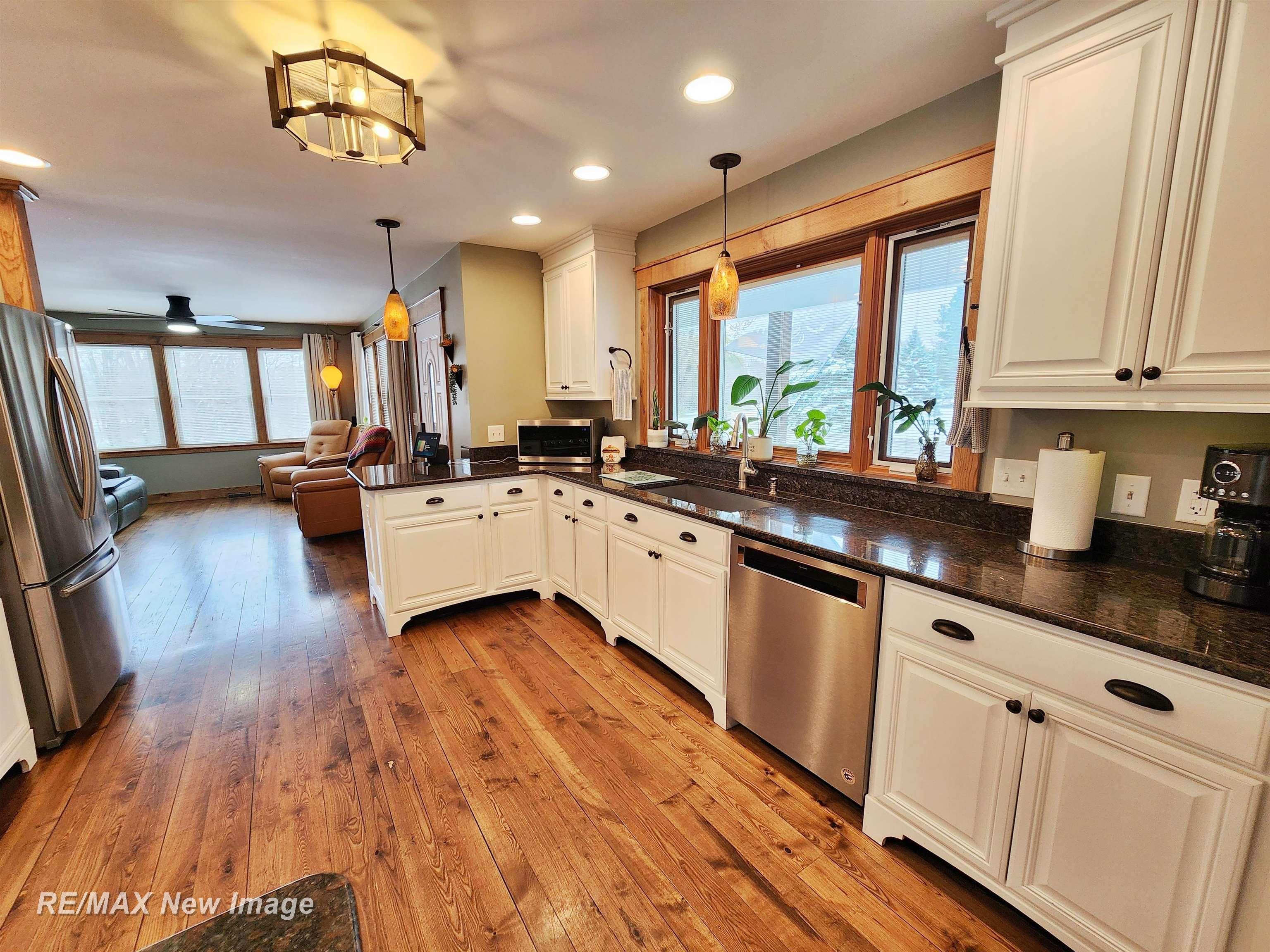 7470 State Road Saginaw, MI 48609 - Photo 25 of 76 50194292-0ee86477-e788-44f9-bbe4-9332b0c38bab.JPG
