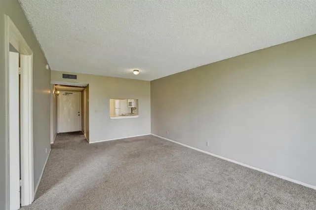 $190,000 | 9440 Poinciana Place, Unit 109, Davie, FL 33324