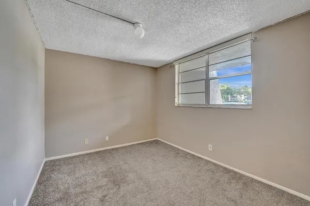 $190,000 | 9440 Poinciana Place, Unit 109, Davie, FL 33324