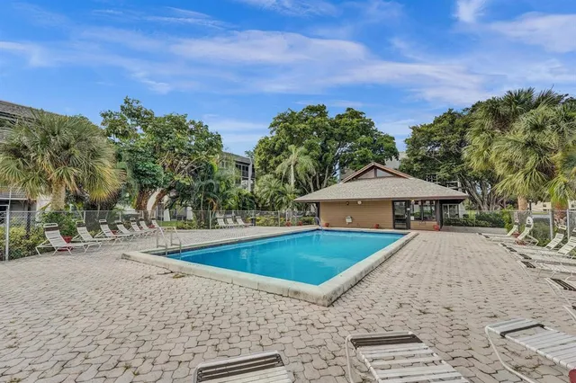 $190,000 | 9440 Poinciana Place, Unit 109, Davie, FL 33324