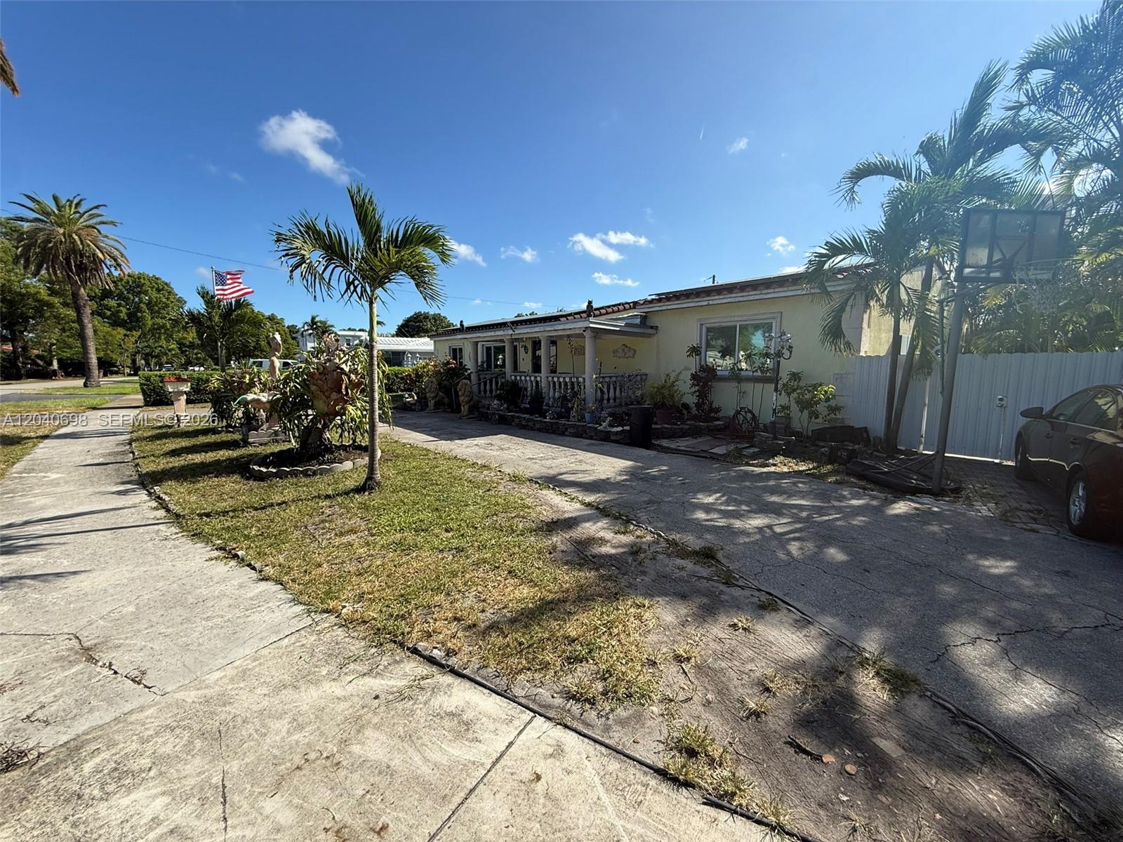 202 To To Lo Chee Drive Hialeah, FL 33010 - Photo 43 of 48