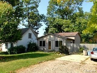 734 Cedarlawn Road Waterford, MI 48328 - Photo 1 of 1 Property Photo