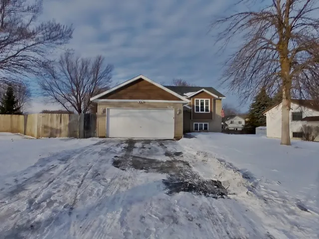 $2,899 | 3967 156th Street West, Rosemount, MN 55068