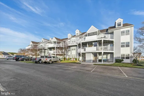 $429,999 | 30381 Crowley Drive, Unit 318, Ocean View, DE 19970