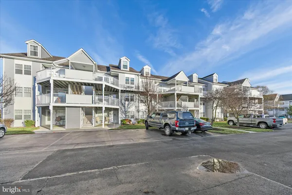 $429,999 | 30381 Crowley Drive, Unit 318, Ocean View, DE 19970