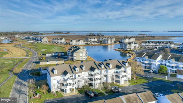 $429,999 | 30381 Crowley Drive, Unit 318, Ocean View, DE 19970