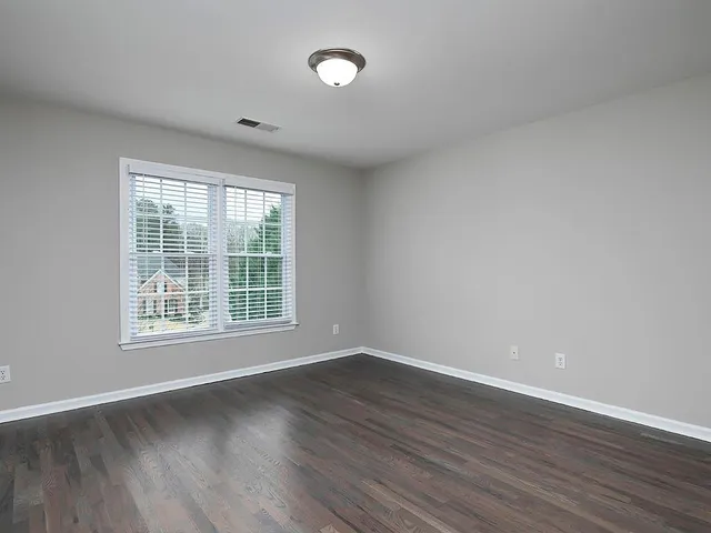 $5,000 | 4055 St Michelle Lane, Alpharetta, GA 30004