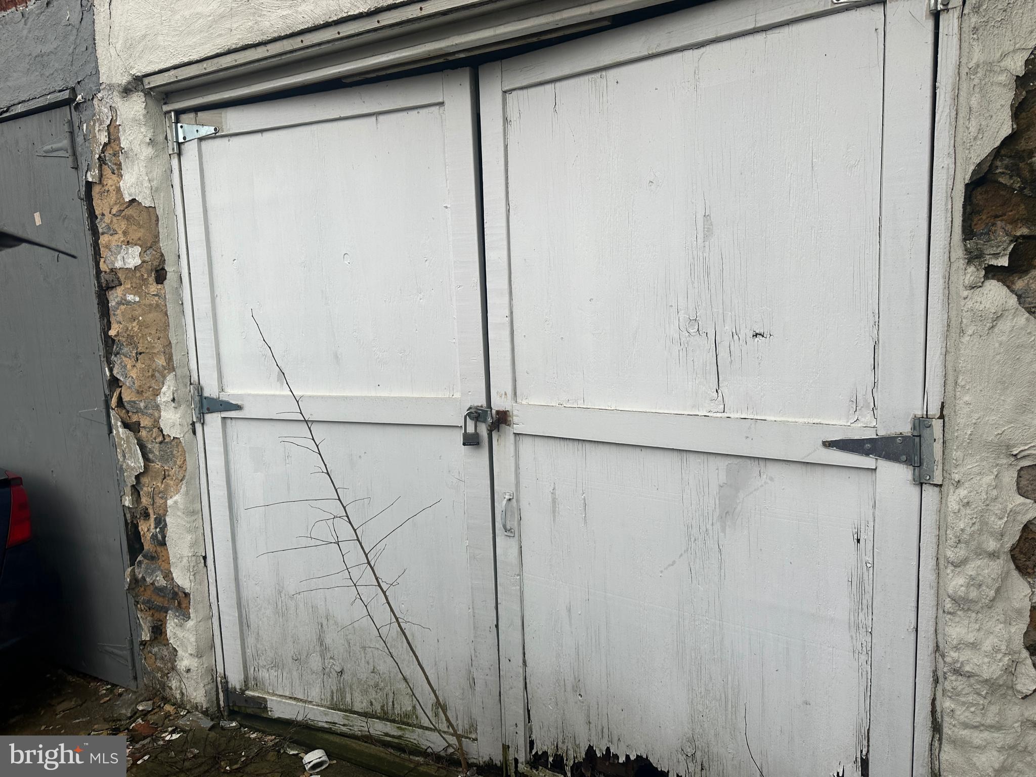 4600 Belair Road Baltimore, MD 21206 - Photo 27 of 31 Garage