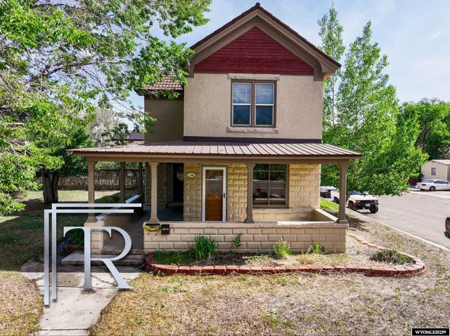 $550,000 | 108 Canyon Street, Lander, WY 82520