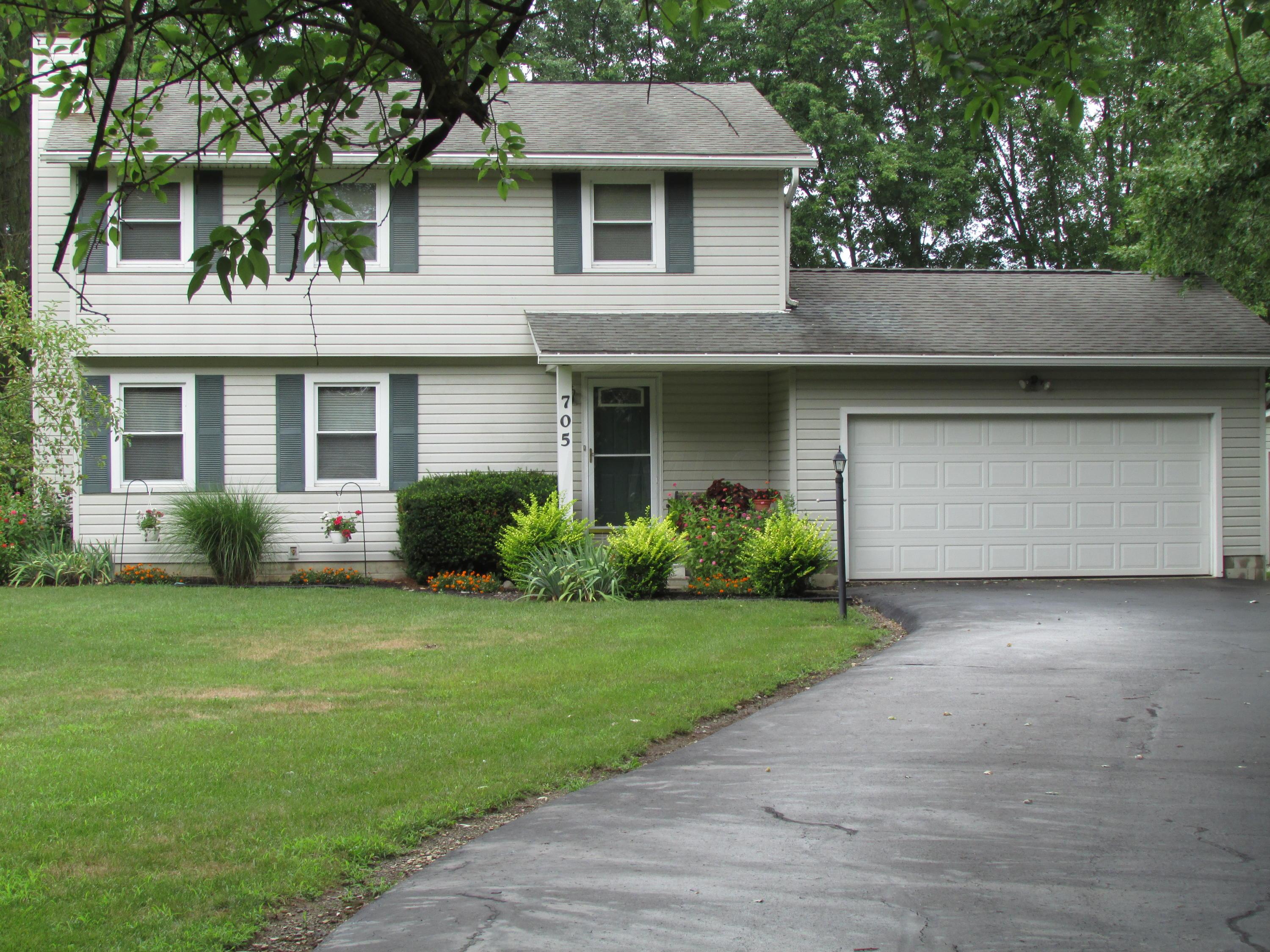 705 Amity Road Galloway, OH 43119 - Photo 3 of 25 Gallery Image 3