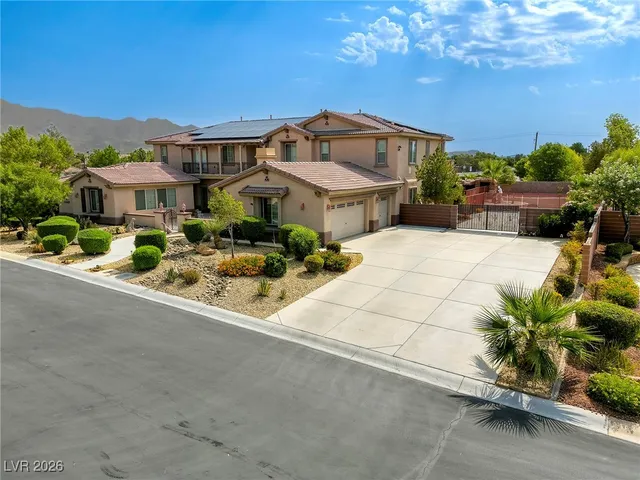 $1,389,900 | 7516 Via Fiorentino Street, Las Vegas, NV 89131