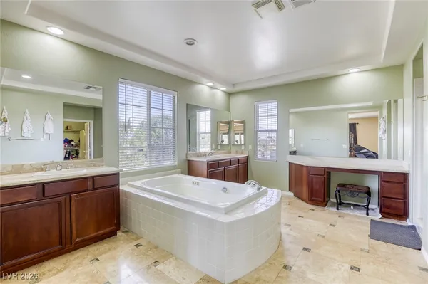 $1,389,900 | 7516 Via Fiorentino Street, Las Vegas, NV 89131