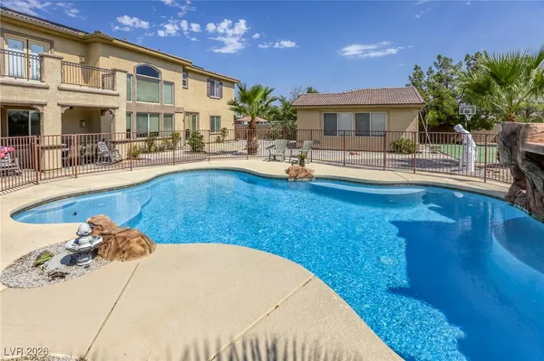 $1,389,900 | 7516 Via Fiorentino Street, Las Vegas, NV 89131