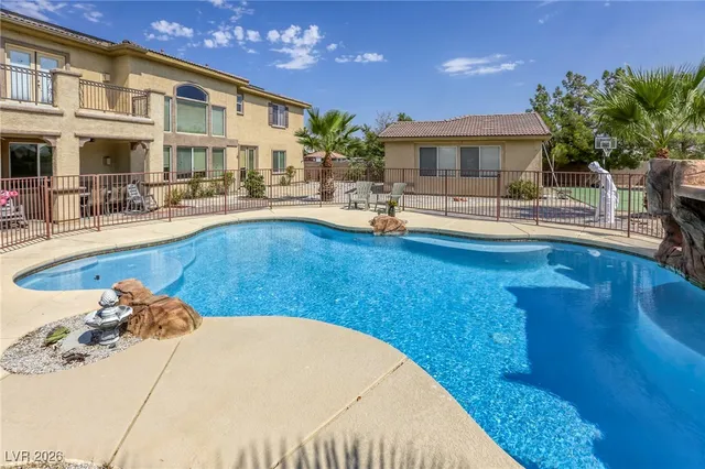 $1,389,900 | 7516 Via Fiorentino Street, Las Vegas, NV 89131