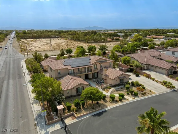 $1,389,900 | 7516 Via Fiorentino Street, Las Vegas, NV 89131