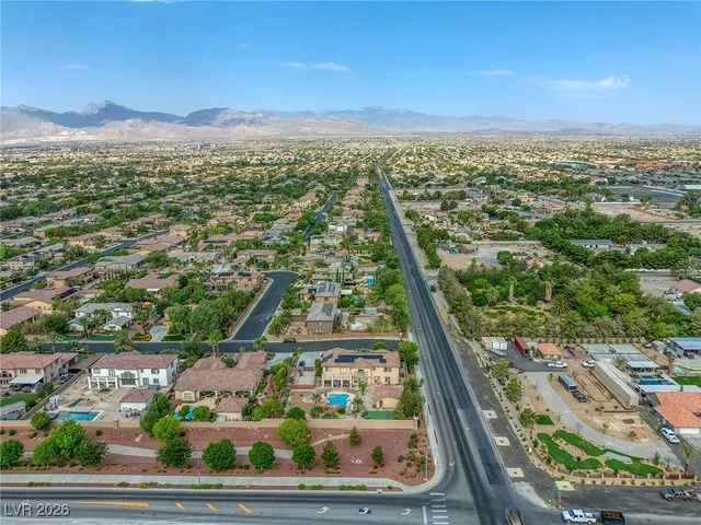 $1,389,900 | 7516 Via Fiorentino Street, Las Vegas, NV 89131