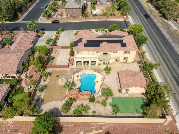 $1,389,900 | 7516 Via Fiorentino Street, Las Vegas, NV 89131