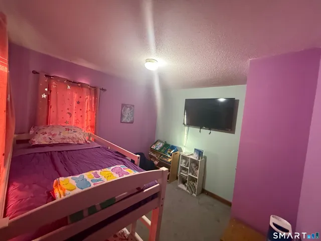 $294,900 | 9 Brown Avenue, Windsor, CT 06095