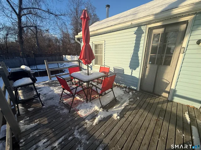 $294,900 | 9 Brown Avenue, Windsor, CT 06095