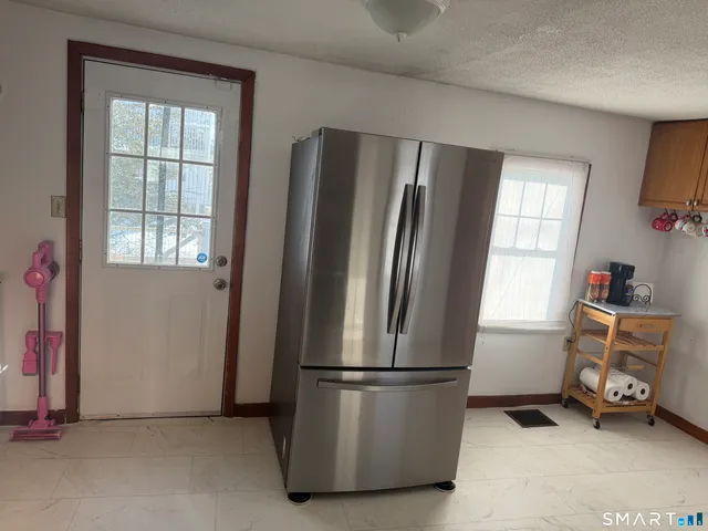 $294,900 | 9 Brown Avenue, Windsor, CT 06095