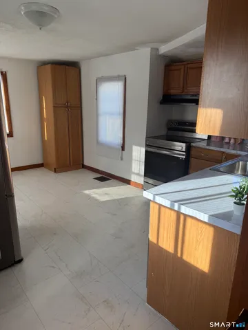 $294,900 | 9 Brown Avenue, Windsor, CT 06095