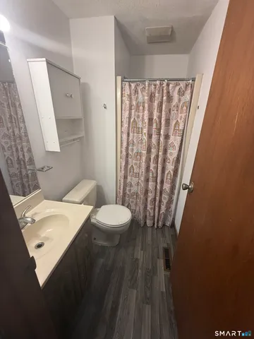 $294,900 | 9 Brown Avenue, Windsor, CT 06095