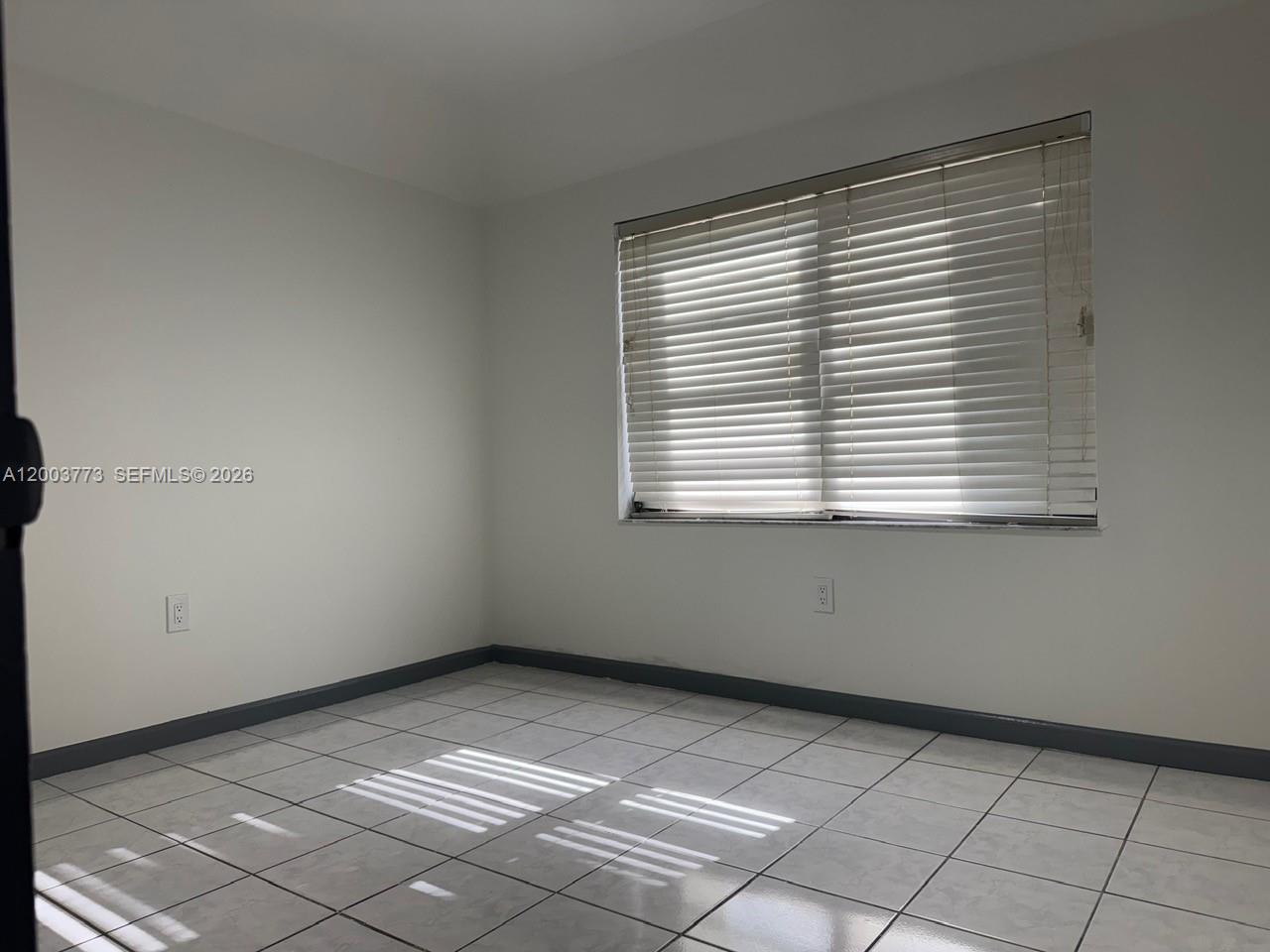 5260 Southwest 2nd Street Miami, FL 33134 - Photo 20 of 26