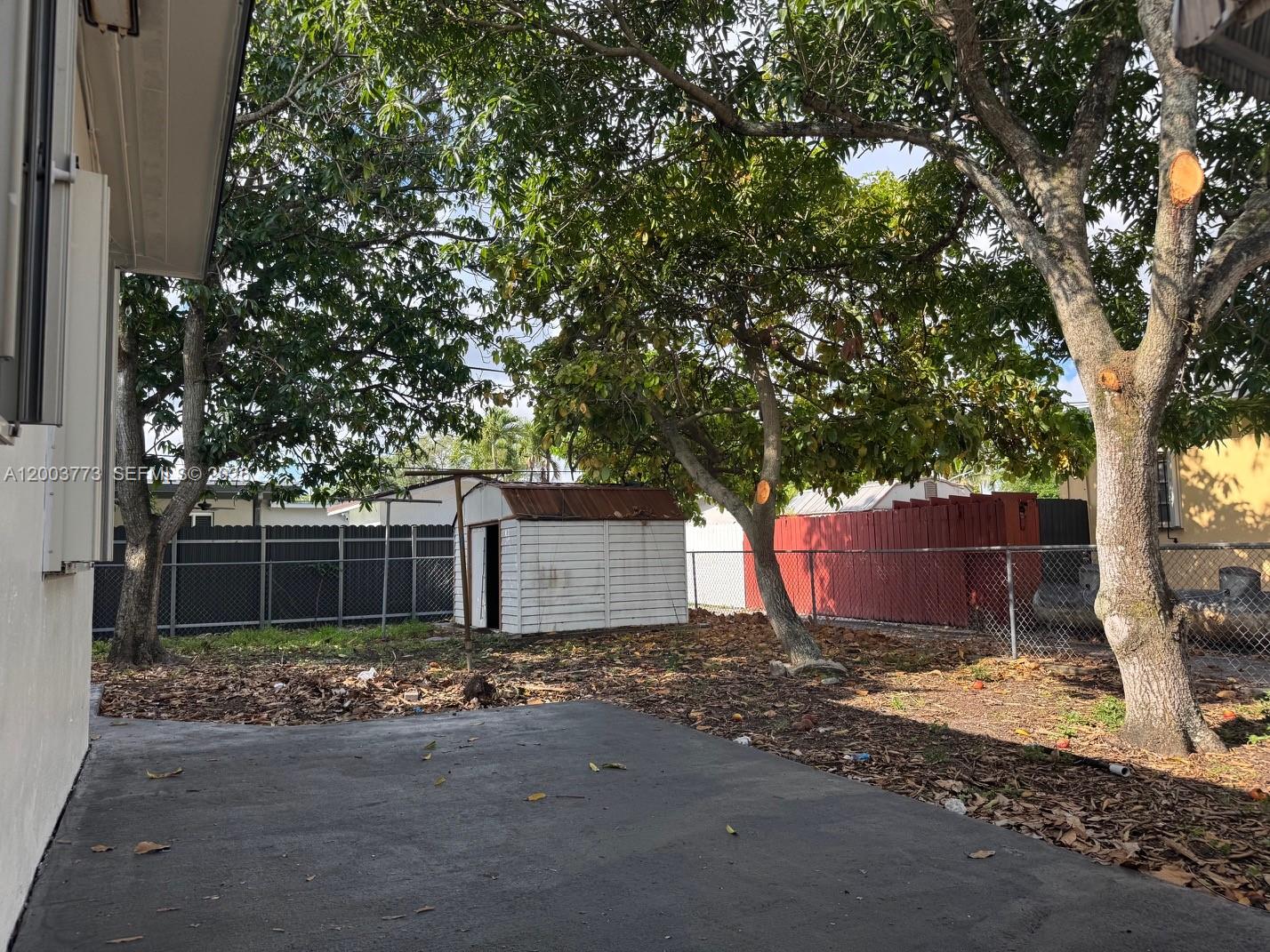 5260 Southwest 2nd Street Miami, FL 33134 - Photo 22 of 26