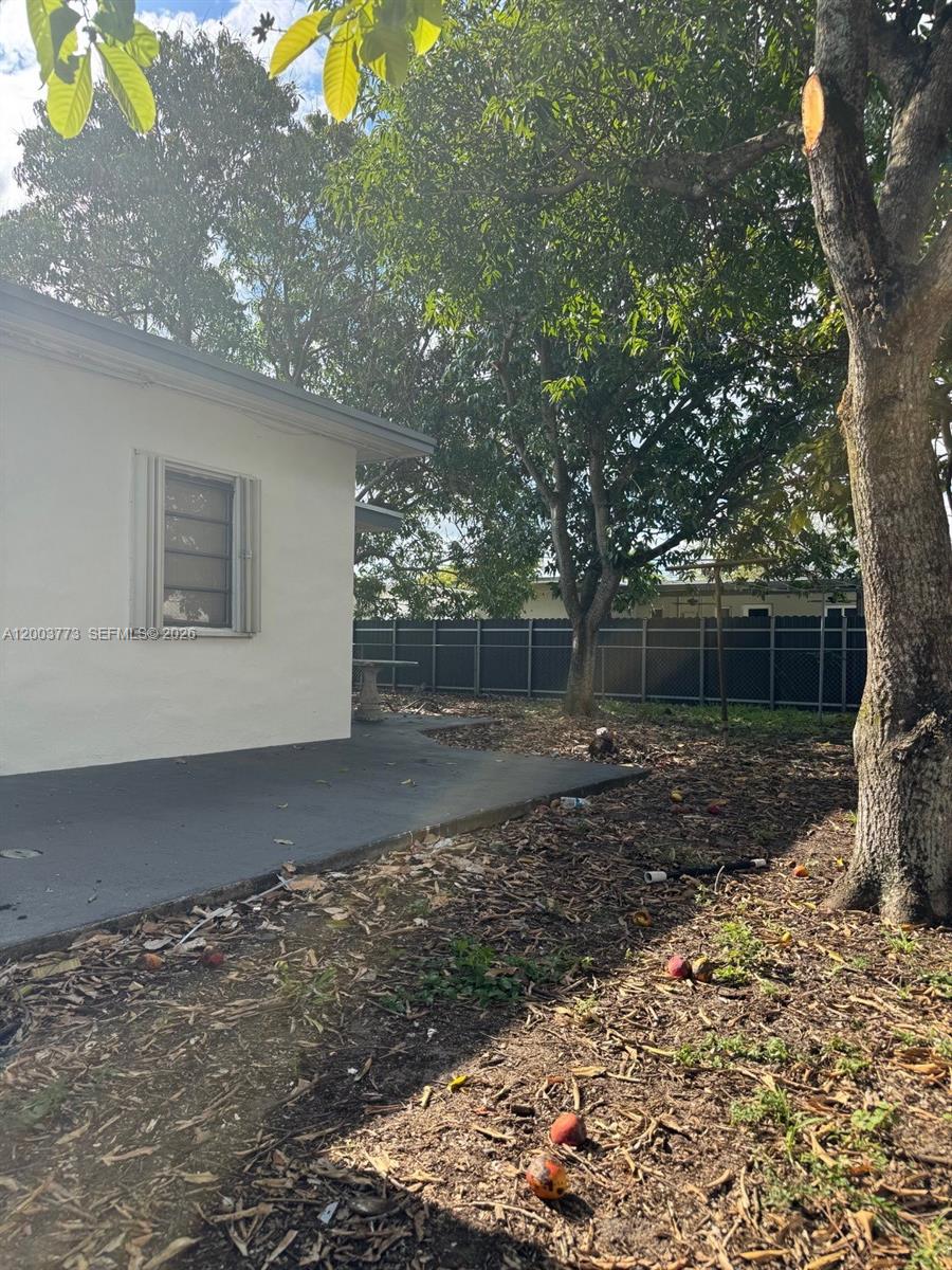 5260 Southwest 2nd Street Miami, FL 33134 - Photo 24 of 26