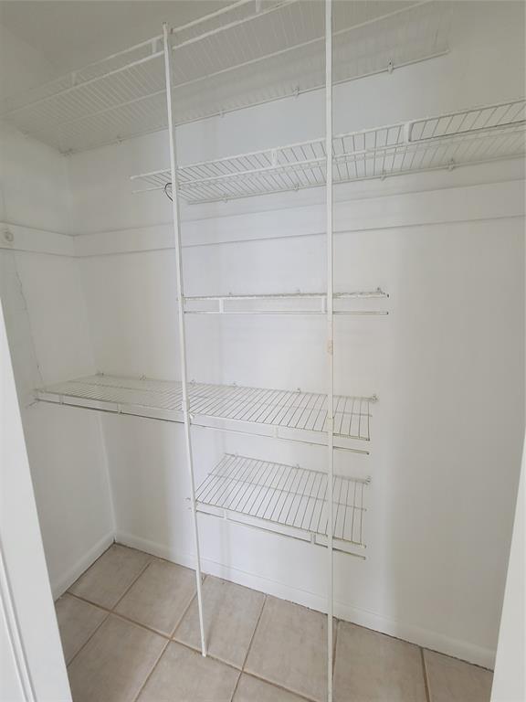 8852 Southwest 95th Avenue Miami, FL 33176 - Photo 12 of 20