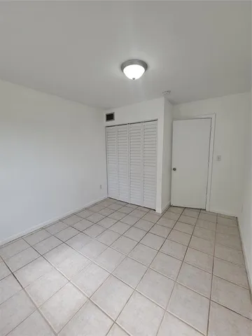 $3,000 | 8852 Southwest 95th Avenue, Miami, FL 33176