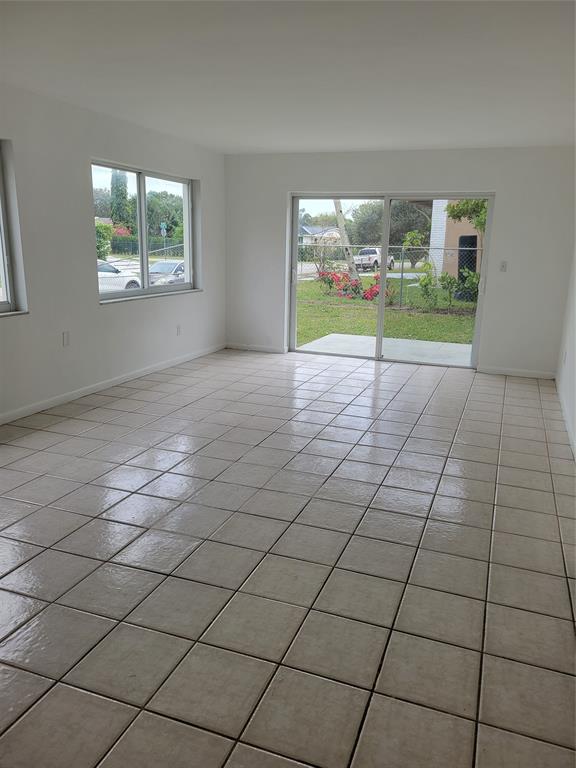 8852 Southwest 95th Avenue Miami, FL 33176 - Photo 6 of 20