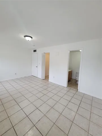 $3,000 | 8852 Southwest 95th Avenue, Miami, FL 33176