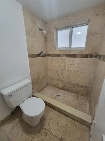 $3,000 | 8852 Southwest 95th Avenue, Miami, FL 33176