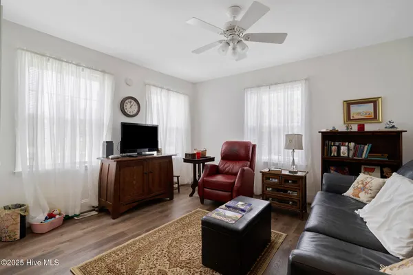 $275,000 | 403 East Hill Street, Warsaw, NC 28398