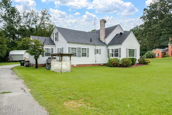 $275,000 | 403 East Hill Street, Warsaw, NC 28398