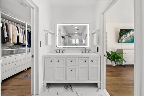 $2,750,000 | 7770 Hawthorne Avenue, Miami Beach, FL 33141