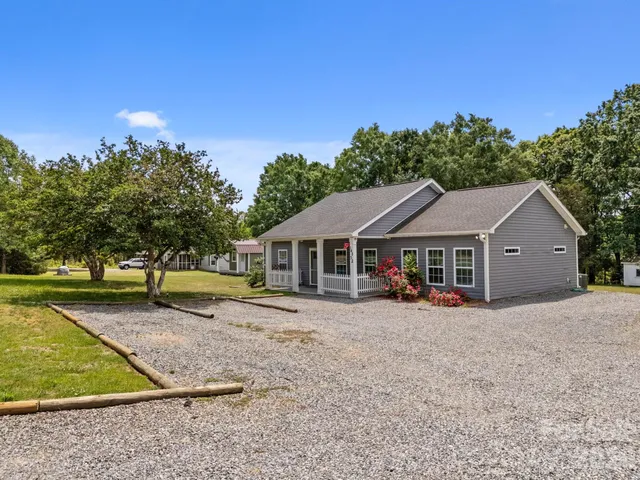 $475,000 | 14532 East Rocky River Road, Davidson, NC 28036