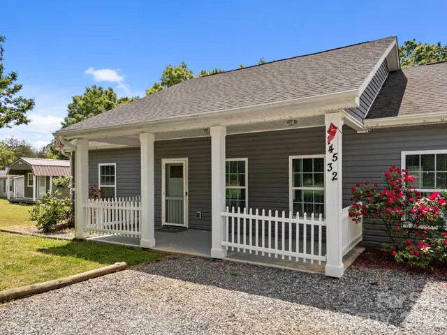 $475,000 | 14532 East Rocky River Road, Davidson, NC 28036